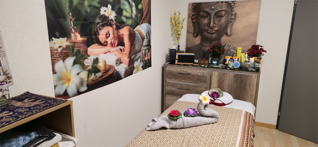 Massageliege im Studio